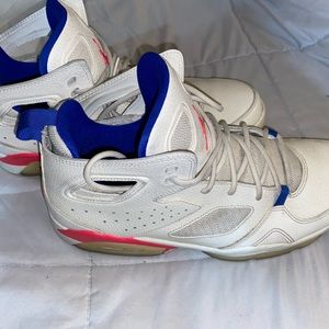 Size 11 men’s Jordan’s